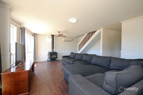 Property photo of 2 Woodvale Drive Carrum Downs VIC 3201