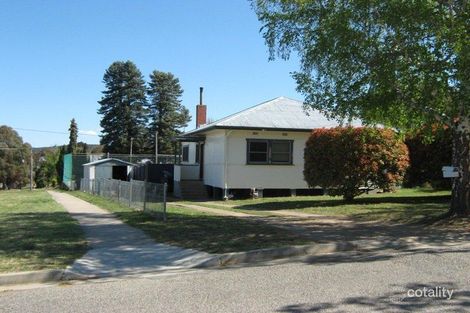 1 Adina Pl, Cooma, NSW 2630