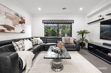 Property photo of 2/28 Farview Drive Rowville VIC 3178