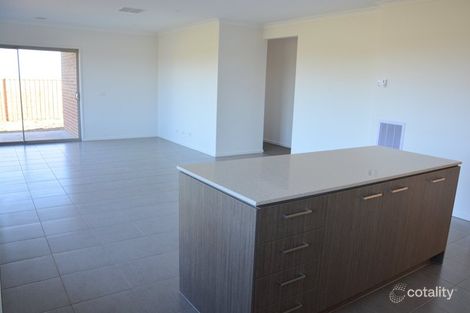 Property photo of 52 Silverwood Drive Greenvale VIC 3059