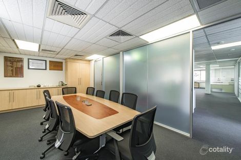 2/16 Thesiger Ct, Deakin, ACT 2600