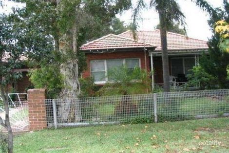 61 Belmore St, Fairfield East, NSW 2165