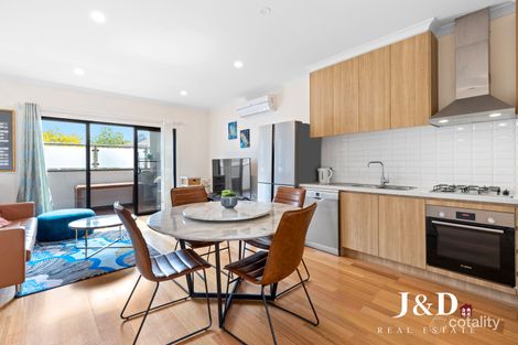 Property photo of 2/13 May Street Doncaster East VIC 3109