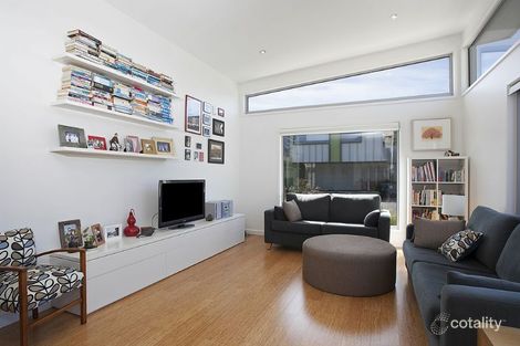 Property photo of 21 Roxburgh Court Warrnambool VIC 3280