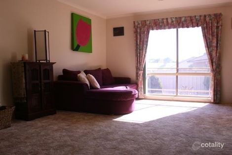 Property photo of 2/1 Bent Place West Wodonga VIC 3690
