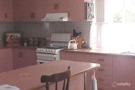 Property photo of 8 Awoonga Dam Road Benaraby QLD 4680