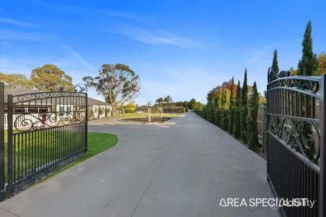 Property photo of 1B Meeking Drive Pakenham VIC 3810