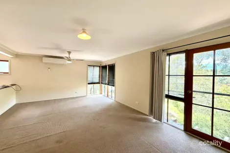 Property photo of 4 Wesley Place Cherrybrook NSW 2126