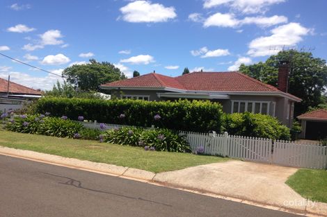 7 Stoneleigh St, East Toowoomba, QLD 4350