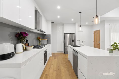 Property photo of 2/93 Burke Road Ferntree Gully VIC 3156