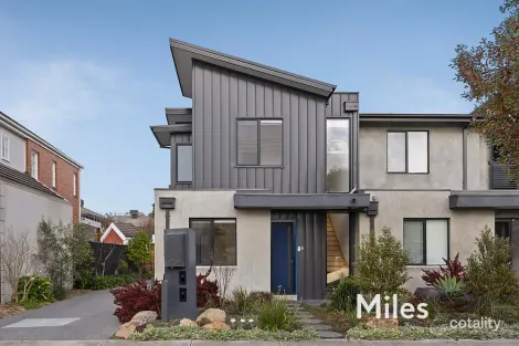 2/240 Rossmoyne St, Thornbury, VIC 3071