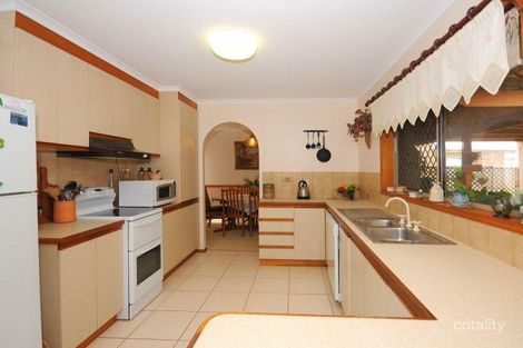 Property photo of 8 Birch Court Kawungan QLD 4655