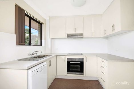 Property photo of 4/13-15 Soudan Street Fairy Meadow NSW 2519