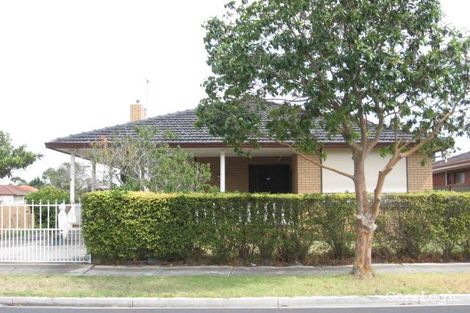 Property photo of 39 Oleander Drive St Albans VIC 3021