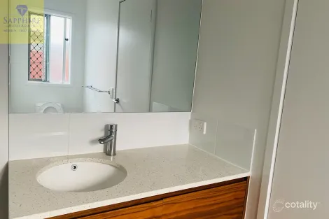 Property photo of 28 Pinnacle Circuit Heathwood QLD 4110