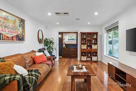Property photo of 22 Astelot Drive Donvale VIC 3111