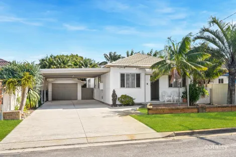 37 Manly Pde, The Entrance North, NSW 2261