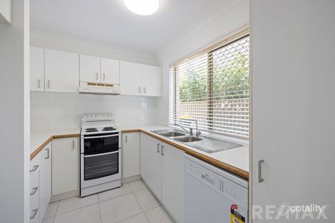Property photo of 32/2018 Wynnum Road Wynnum West QLD 4178