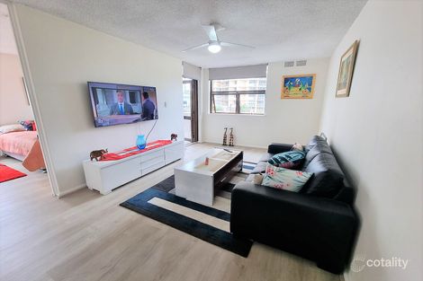 Property photo of 23/3049 Surfers Paradise Boulevard Surfers Paradise QLD 4217