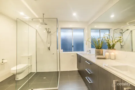 Property photo of 730 Nerang Broadbeach Road Carrara QLD 4211