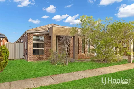 Property photo of 14 Riverina Boulevard Brookfield VIC 3338