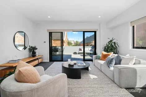 2/86 Tudor St, Hamilton, NSW 2303