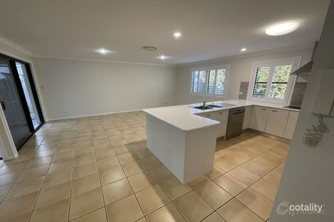 Property photo of 5 Ken Crescent Helensvale QLD 4212