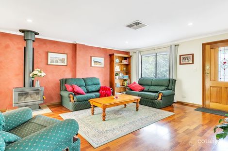 Property photo of 2 Deborah Road Aberfoyle Park SA 5159