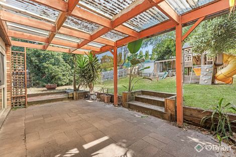 8 Pine Hill Dr, Frankston, VIC 3199