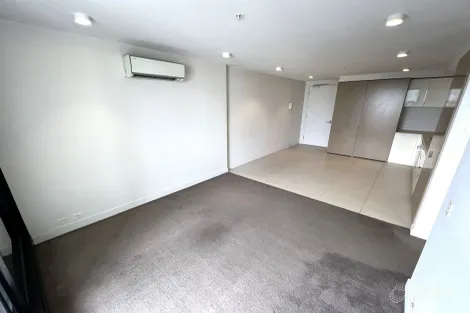 Property photo of 2606/33 Mackenzie Street Melbourne VIC 3000