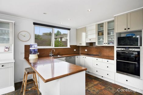 Property photo of 3 Mayfair Drive Newtown VIC 3220