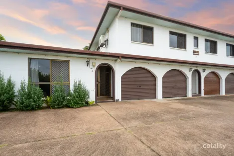 2/37 Garrick St, West End, QLD 4810