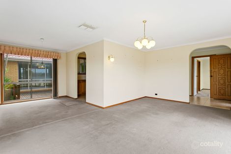 Property photo of 11 Hinrichsen Drive Hallam VIC 3803