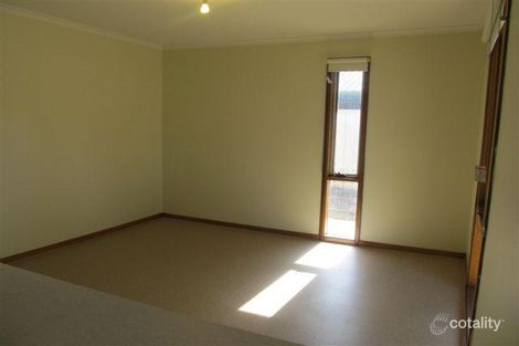 Property photo of 8 Leyden Court Salisbury Downs SA 5108