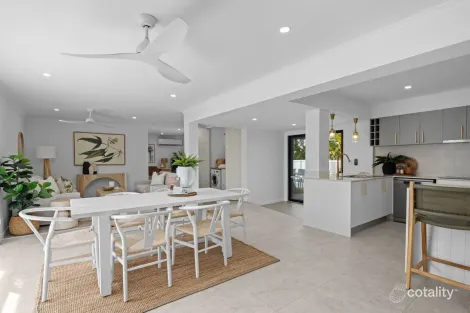 Property photo of 11 Ridgevale Drive Helensvale QLD 4212