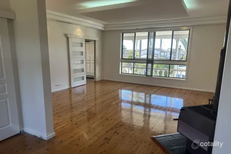 Property photo of 31 Islington Crescent Greenacre NSW 2190