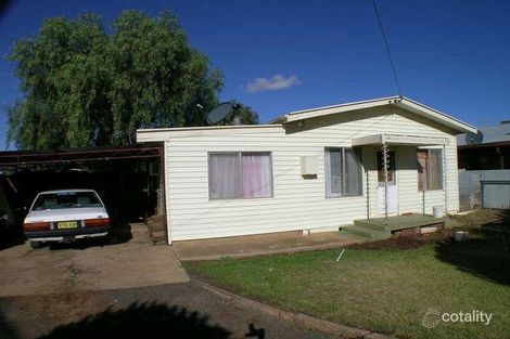 21 Moira St, Goolgowi, NSW 2652