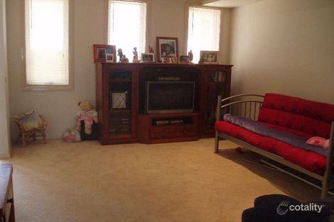 Property photo of 11 Friar Park Place Point Cook VIC 3030