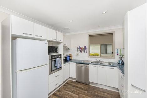 Property photo of 26 Anembo Avenue Summerland Point NSW 2259