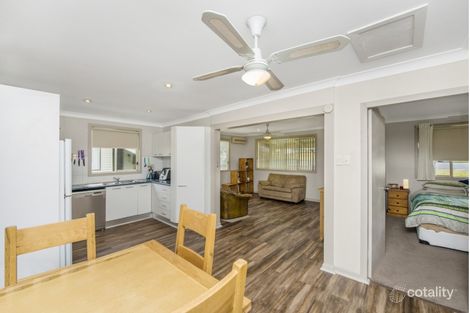 Property photo of 26 Anembo Avenue Summerland Point NSW 2259