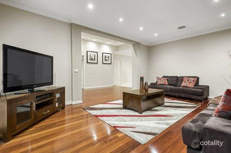 Property photo of 4 Muscat Court Sunbury VIC 3429