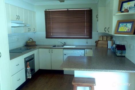 Property photo of 51 Bluefish Crescent Tascott NSW 2250