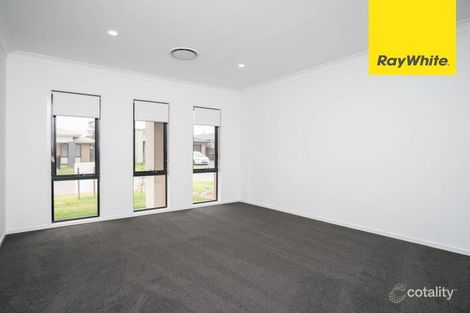 Property photo of 12 Goodluck Circuit Cobbitty NSW 2570