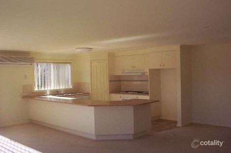 Property photo of 9 Jindabyne Avenue Taylors Hill VIC 3037