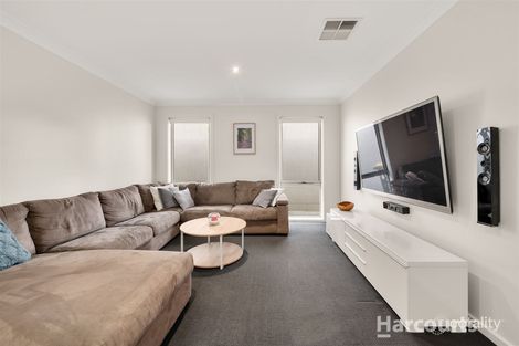 Property photo of 25 Macandie Street Casey ACT 2913