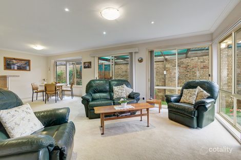 Property photo of 31 Bowen Crescent Burwood East VIC 3151