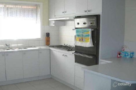 Property photo of 25 Manson Drive Melton South VIC 3338