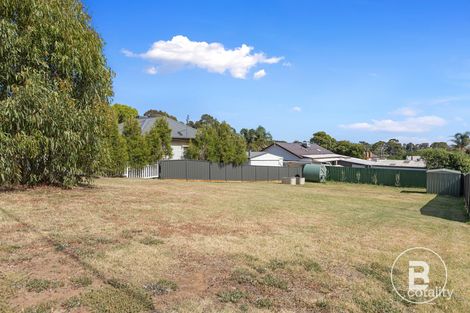 10 Stone St, Long Gully, VIC 3550