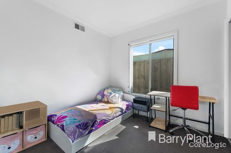 Property photo of 18B Durville Street Wyndham Vale VIC 3024