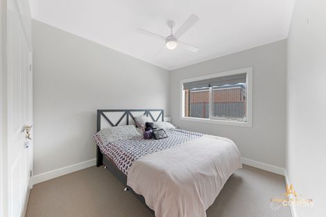 Property photo of 5 Lews Place Tooradin VIC 3980